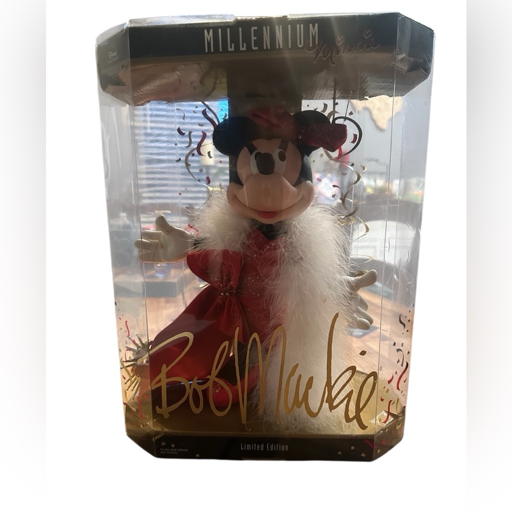 Limited Edition 1999 Disney Millennium Minnie Mouse Collector Doll - Picture 3 of 6